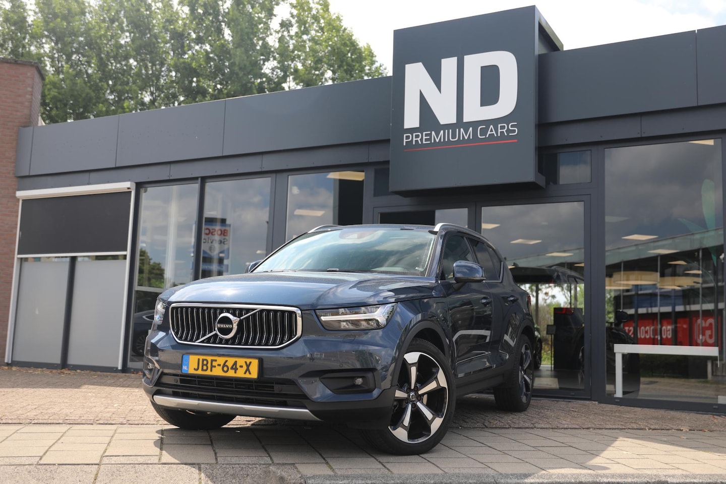 Volvo XC40 - 1.5 T5 Recharge Inscription | H&K | Schuif-dak | Kristallen pook | Verwarmbare voorruit - AutoWereld.nl