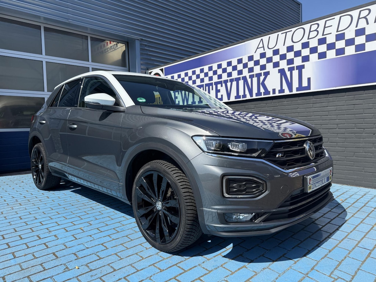 Volkswagen T-Roc - 1.5 ADAP CRUISE STOELVERW. TREKHAAK P-CAM APPLE - AutoWereld.nl