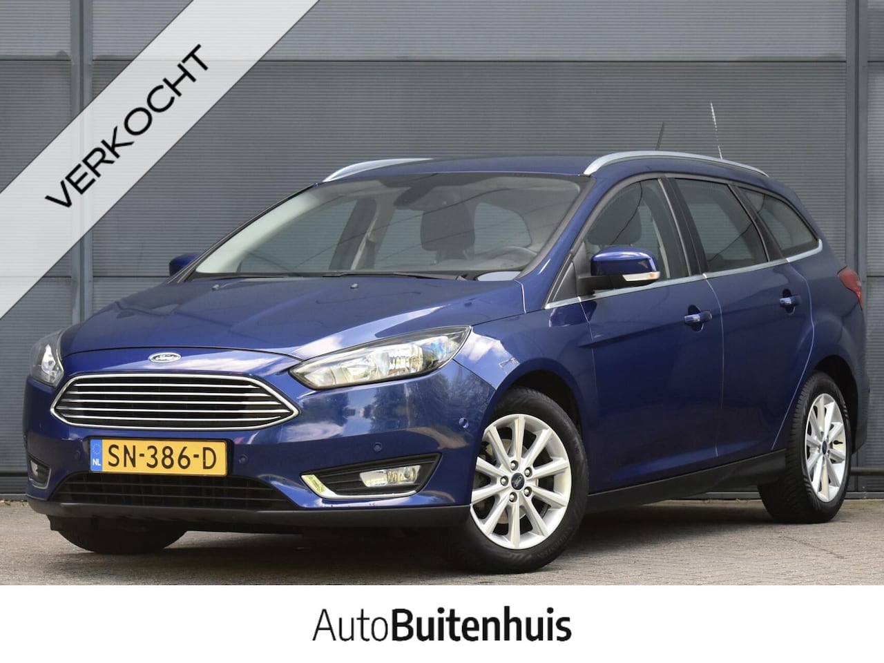 Ford Focus Wagon - 1.0 Titanium|1e Eigenaar|CLIMATE|PARKEERHULP|PDC|NAVI|CARPLAY|VOORRUITVERWARM. - AutoWereld.nl