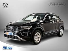Volkswagen T-Roc - 1.5 TSI 150pk Life Adaptive Cruise Control / Hill Hold / Comfort Stoelen