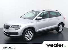 Skoda Karoq - 1.0 TSI Ambition | Trekhaak wegklapbaar | Achteruitrijcamera | PDC achter | Cruise control