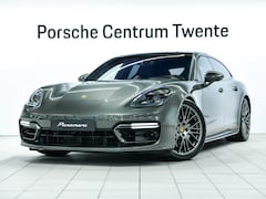 Porsche Panamera Sport Turismo - 4 E-Hybrid Platinum Edition