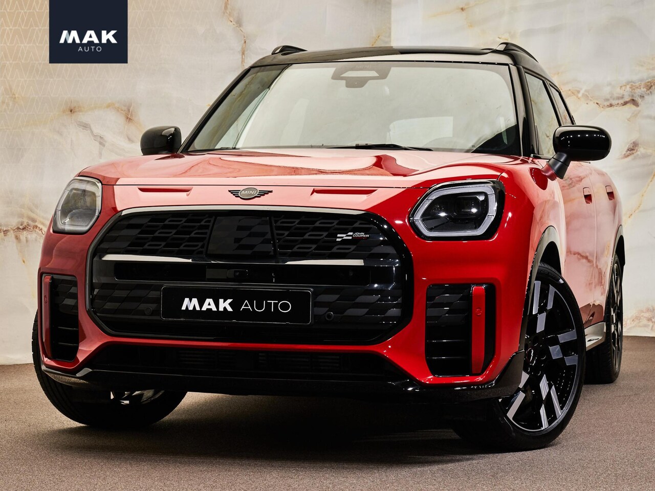 MINI Countryman - 2.0 JCW ALL4 John Cooper Works XL 2.0 JCW ALL4 John Cooper Works XL, pano, 20", H/K, memory, massage, HUD, privacy, tr.haak, - AutoWereld.nl