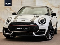 MINI Clubman - 2.0 JCW ALL4 John Cooper Works, pano, JCW-stoelen, 19", H/K, HUD, keyless, ACC, privacy