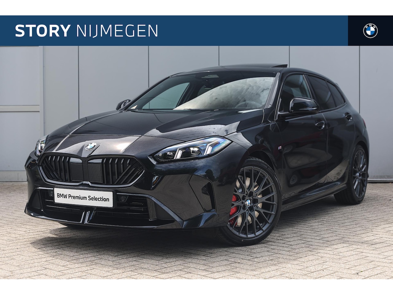 BMW 1-serie - 120 M Sport Automaat / Panoramadak / Sportstoelen / Achteruitrijcamera / Adaptieve LED / M - AutoWereld.nl