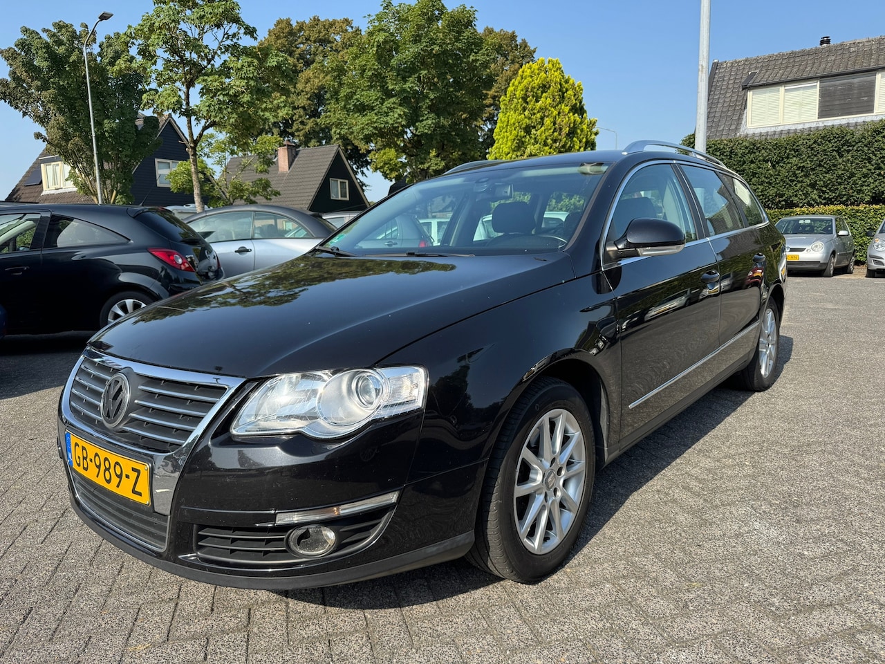 Volkswagen Passat Variant - 2.0 FSI Highline Automaat,150pk,Apk29/4/26,Airco,Cruise,Trekhaak - AutoWereld.nl