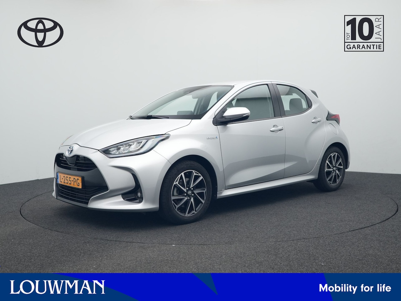 Toyota Yaris - 1.5 Hybrid First Edition | Navigatie | NL Auto | Dealeronderhouden | - AutoWereld.nl