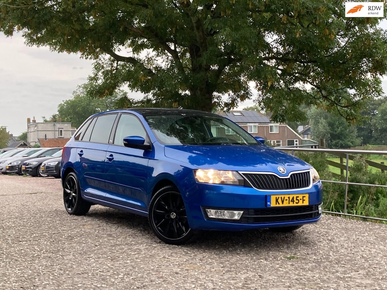 Skoda Rapid Spaceback - 1.2 TSI Greentech JOY | Pano + Cruise + Clima Nu € 8.975,-!!! - AutoWereld.nl