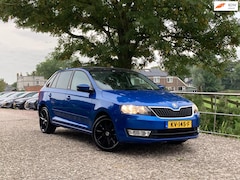 Skoda Rapid Spaceback - 1.2 TSI Greentech JOY | Pano + Cruise + Clima Nu € 8.975,