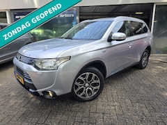 Mitsubishi Outlander - 2.0 PHEV Executive Edition X-Line | 1E EIGENAAR | 12MND GARANTIE | NAVI | CAMERA | TREKHAA