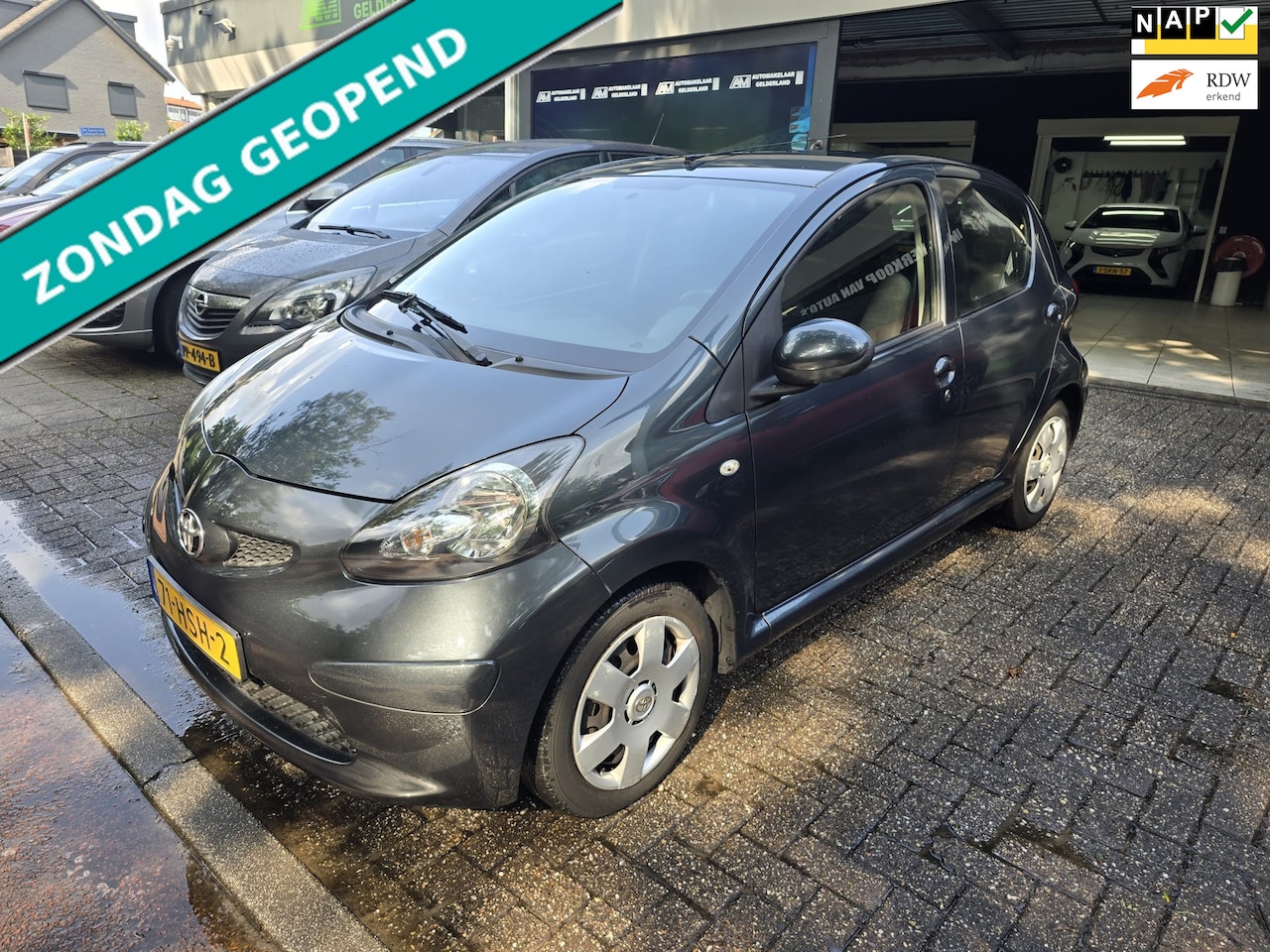 Toyota Aygo - 1.0-12V + | 2E EIGENAAR | 12MND GARANTIE | NW KOPPELING | ELEC PAKKET | - AutoWereld.nl