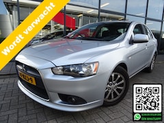 Mitsubishi Lancer Sportback - 1.6 Edition Two | DEALER ONDERHOUDEN | LEDER | LICHTMETALEN WIELEN | CLIMATE CONTROL |
