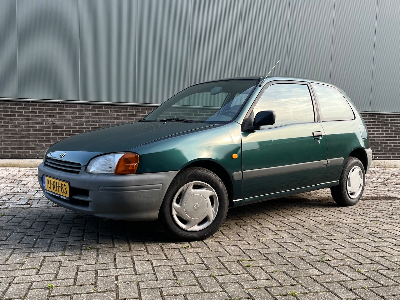 Toyota Starlet - 1.3-16V XLi GTSi - AutoWereld.nl
