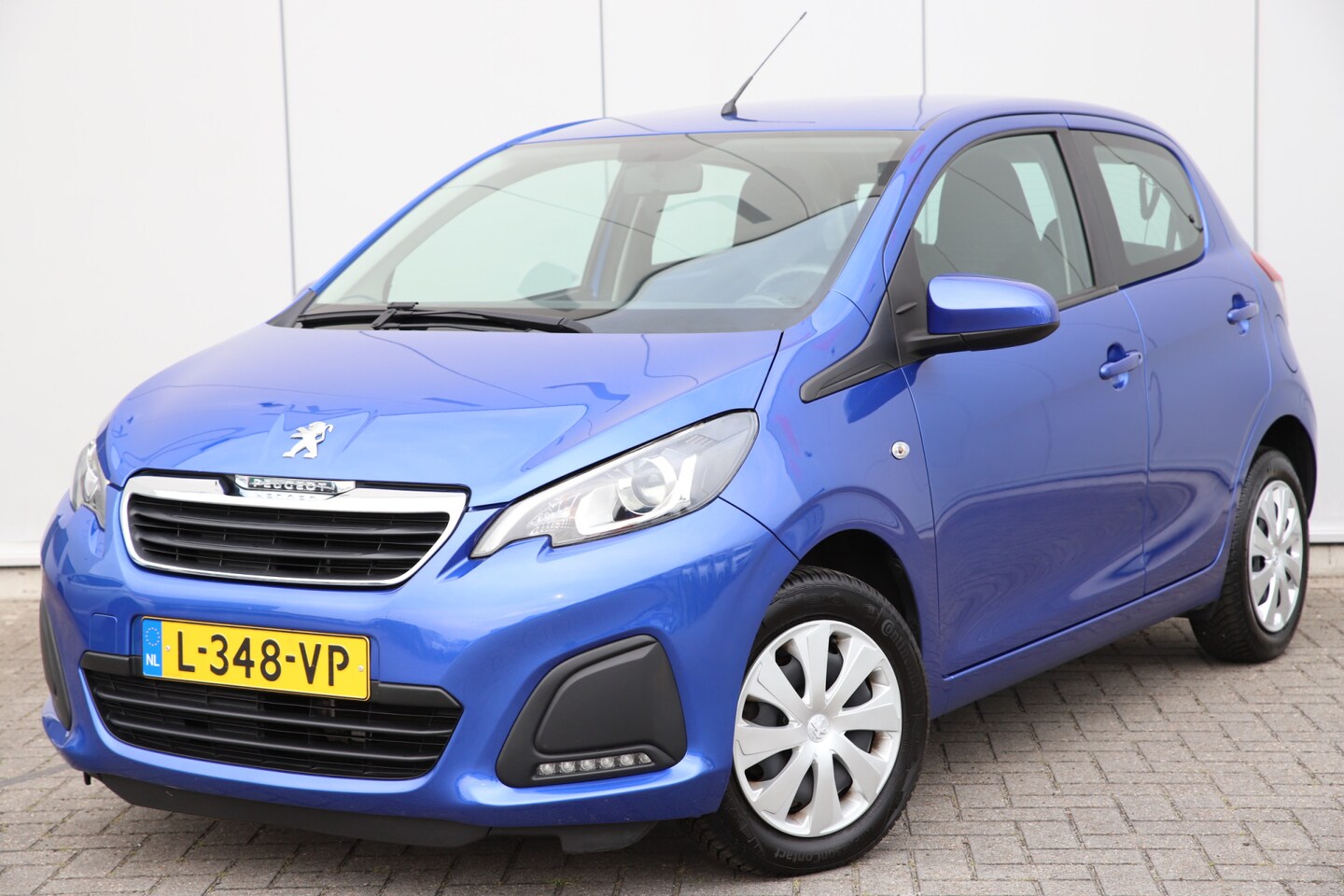 Peugeot 108 - 1.0 e-VTi Active All Season |  LED | Airco | Elekr. ramen | Centr. vergrendeling | - AutoWereld.nl