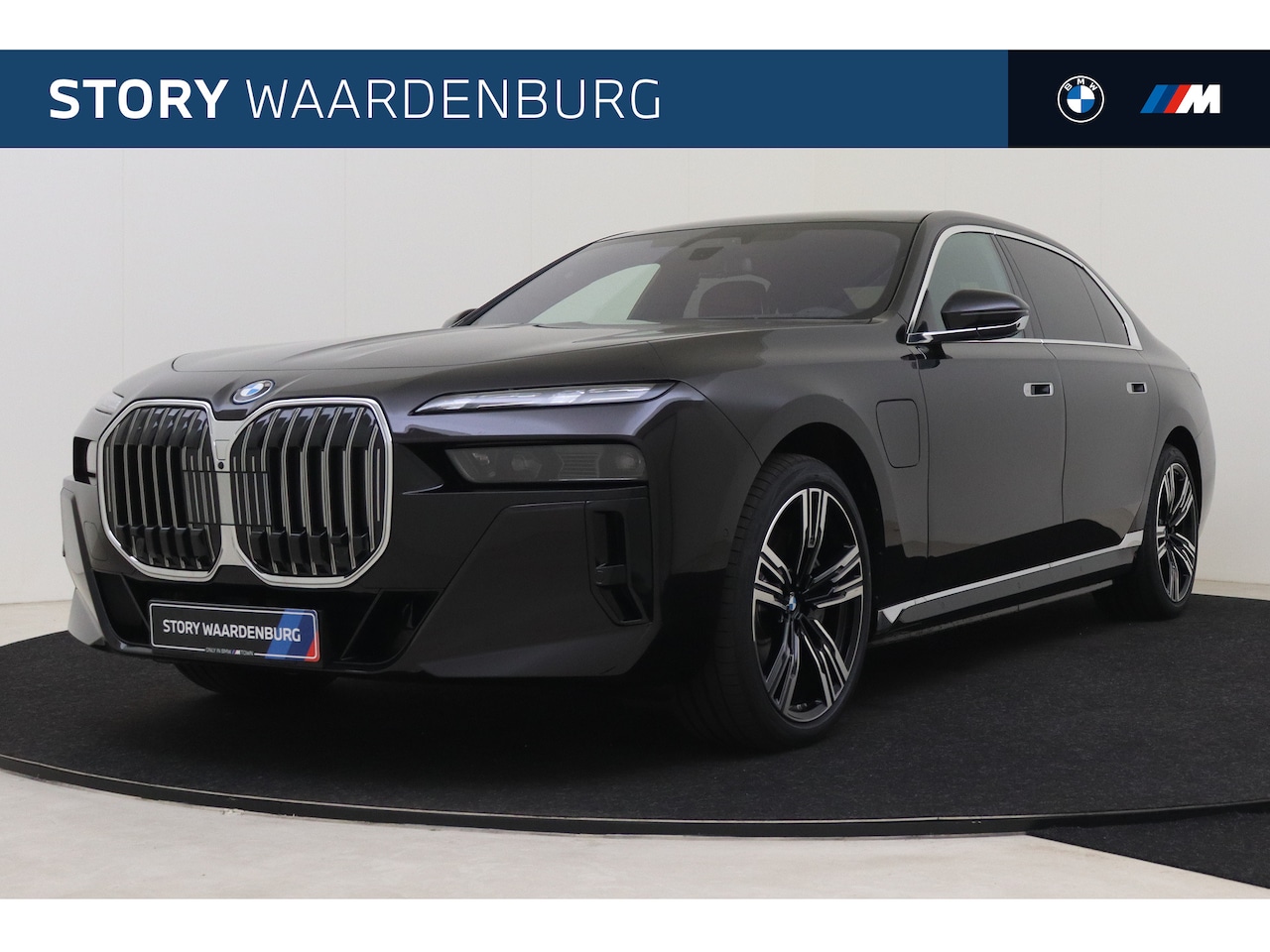 BMW 7-serie - 750e xDrive High Executive M Sport Automaat / Panoramadak Sky Lounge / Trekhaak / Massagef - AutoWereld.nl