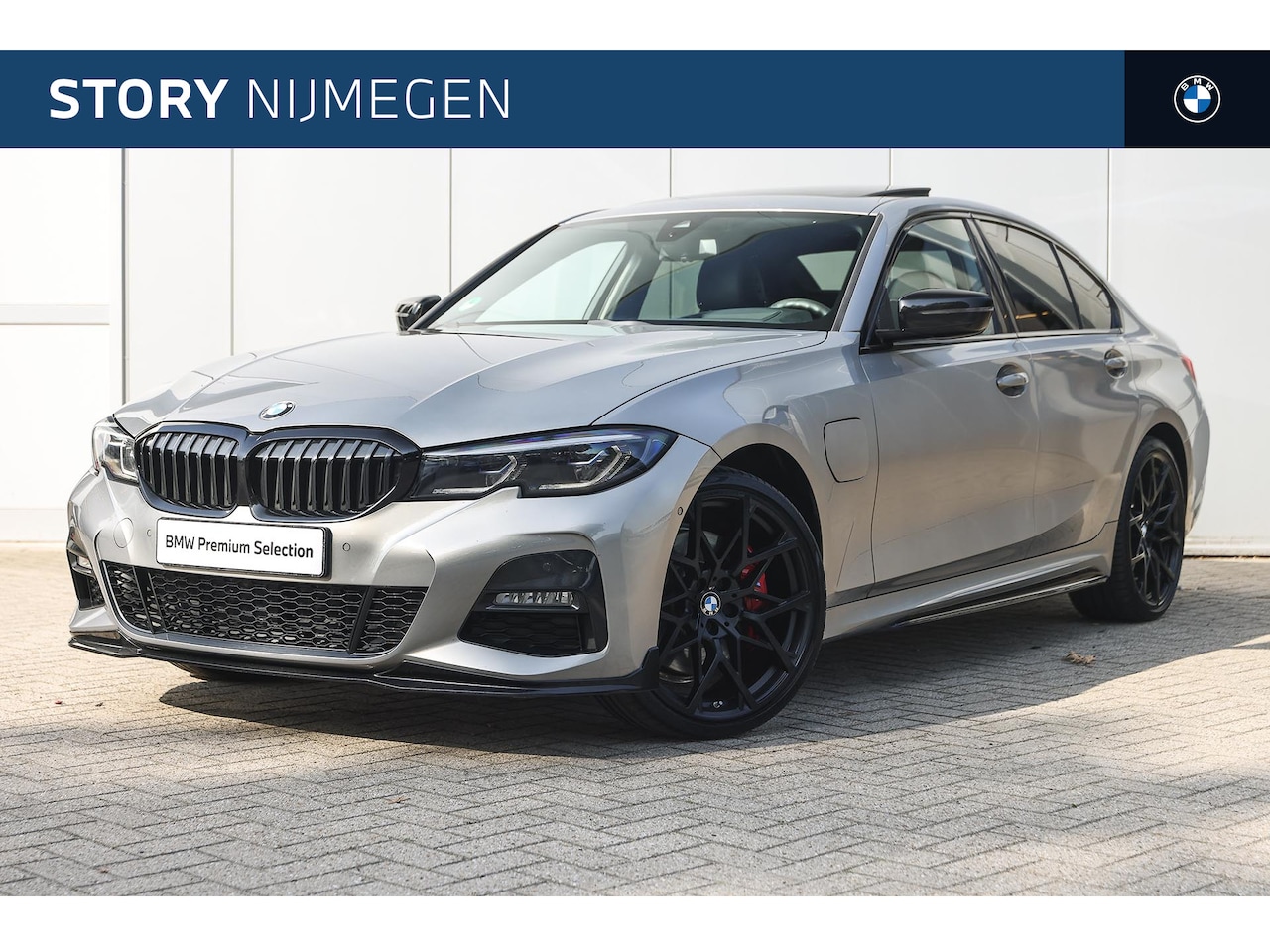 BMW 3-serie - 320e High Executive M Sport Automaat / Schuif-kanteldak / Laserlight / Sportstoelen / Acht - AutoWereld.nl