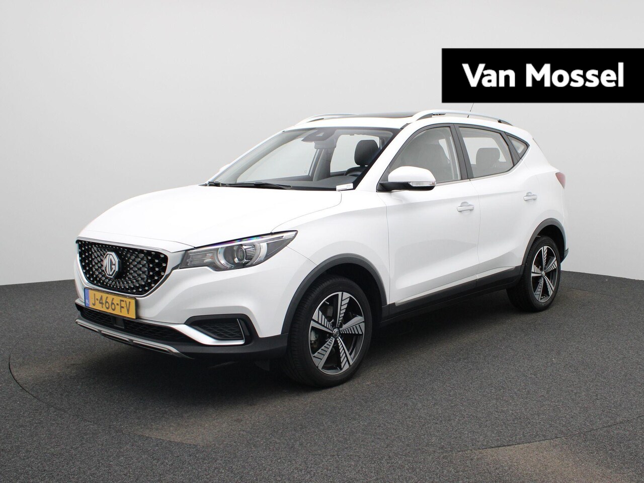 MG ZS - Luxury 45 kWh | LEDER INTERIEUR | SCHUIFDAK | NAVIGATIE | CLIMATE CONTROL | - AutoWereld.nl