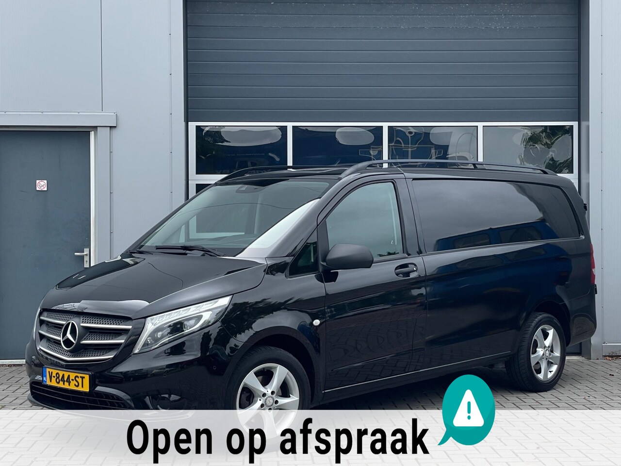 Mercedes-Benz Vito - 111 CDI Lang | LED | Navi | Camera | Climate control | Trekhaak | PDC v+a | 17'' velgen - AutoWereld.nl