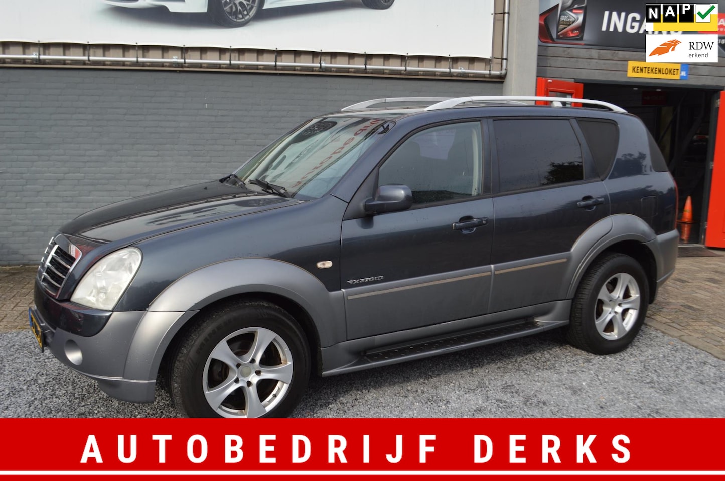 SsangYong Rexton - RX 270 XDI AUT 4x4 Airco Grijs Kenteken 3500 Trek gewicht - AutoWereld.nl