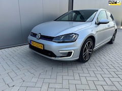 Volkswagen Golf - 1.4 TSI GTE