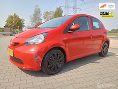 Toyota Aygo - 1.0-12V Sport/nieuwe apk