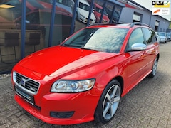 Volvo V50 - 2.5 T5 AWD R-Design 230PK LEER / SUNROOF / TREKHAAK