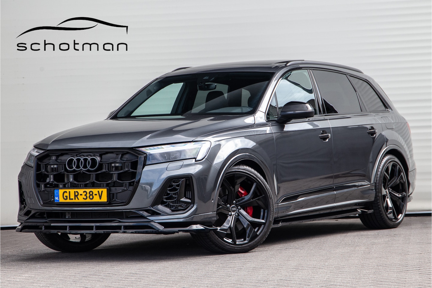 Audi Q7 - 60 TFSI e quattro Competition Facelift 4Wielsturing, Carbon, Pano, 490pk - AutoWereld.nl