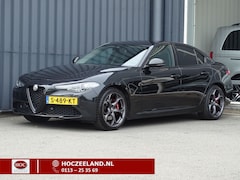 Alfa Romeo Giulia - 2.0T B-Tech Stoel-&Stuurwielverwarming | Android Auto | 19"