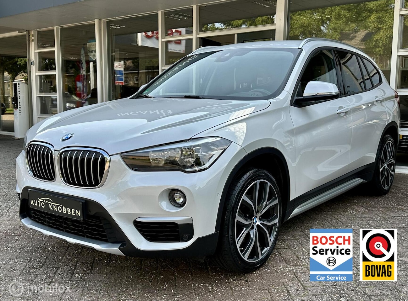 BMW X1 - sDrive18i xLine Climat, Navi, Bluetooth, Pdc, LM.. - AutoWereld.nl