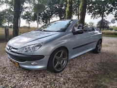 Peugeot 206 CC - 1.6-16V Bel Mark van Essen 06-31294904 zomee zoals in huidige staat