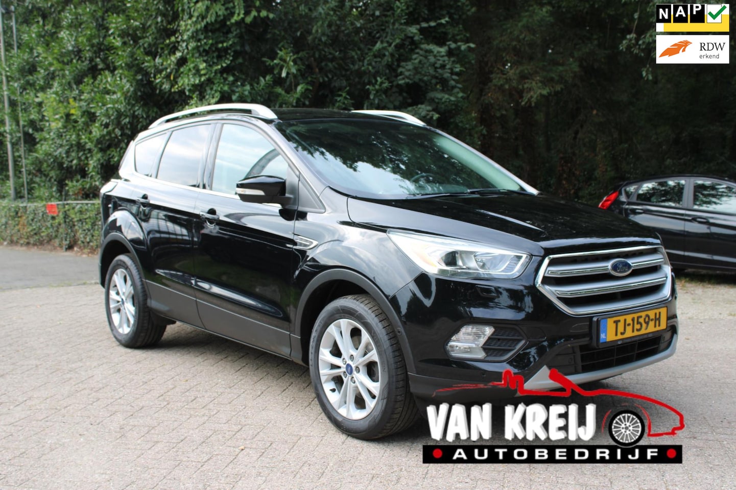 Ford Kuga - 1.5 EcoBoost Titanium 1.5 EcoBoost Titanium, Trekhaak, Navi, Clima. - AutoWereld.nl