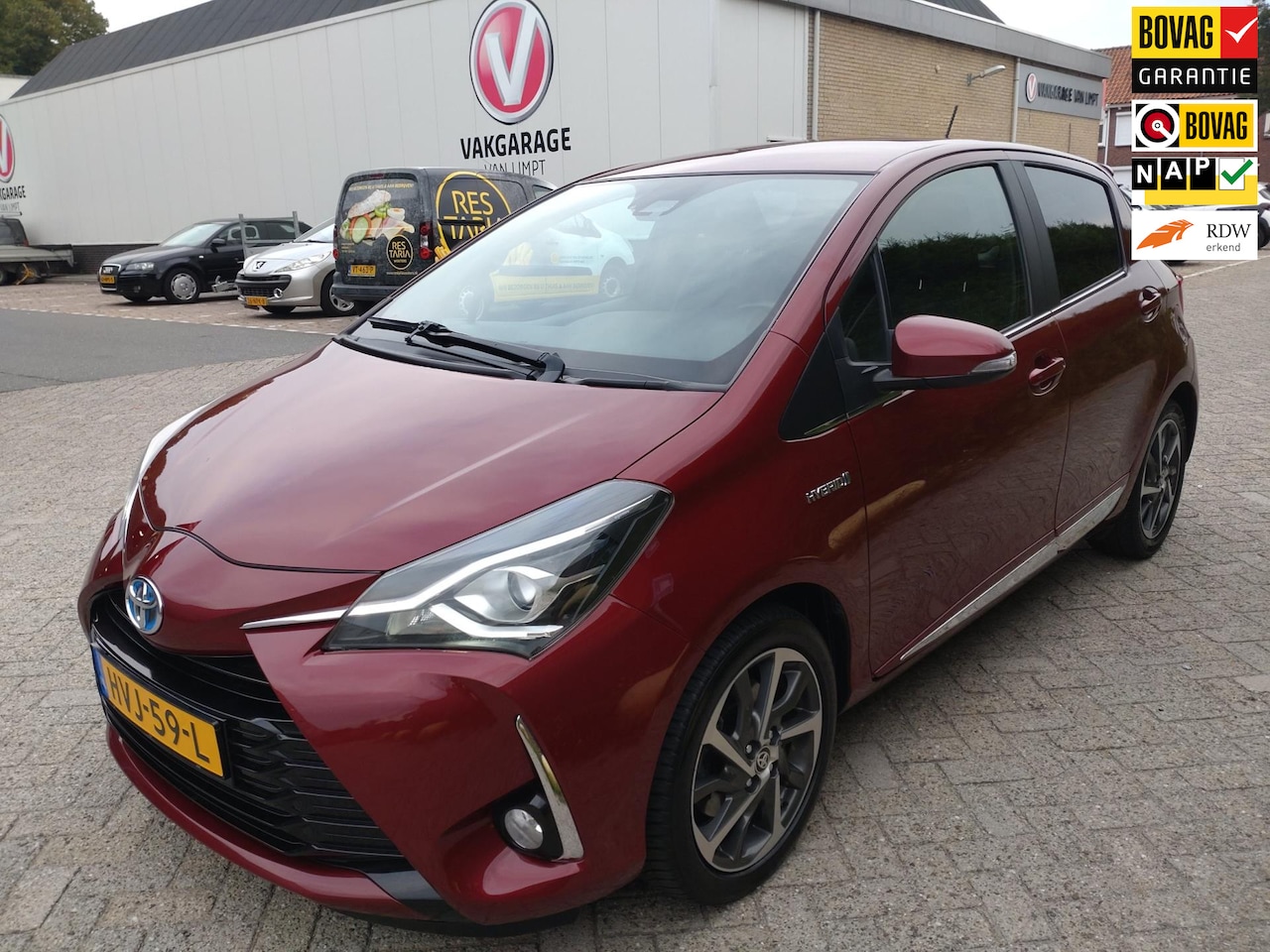 Toyota Yaris - 1.5 Hybrid Executive | Navigatie | LM-velgen | Mistlampen voor | Pre-Crash detectie | park - AutoWereld.nl