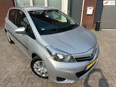 Toyota Yaris - 1.3 VVT-i Aspiration / Camera / PDC / Clima / Cruise / NAP