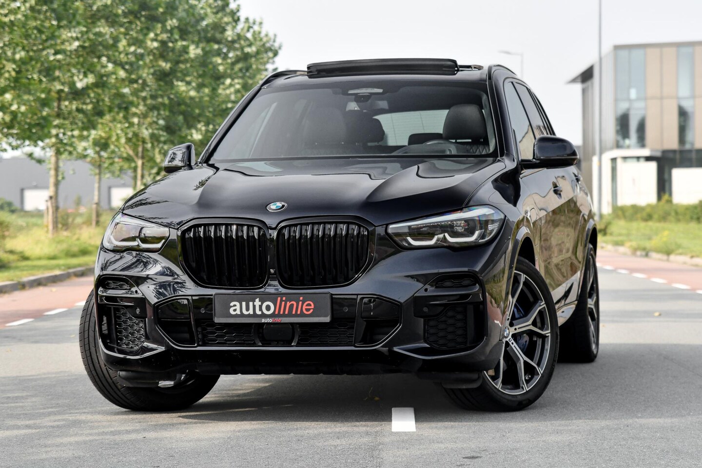 BMW X5 - XDrive45e M-Sport. Aero, Luchtv, Pano, 360, HUD, ACC, Keyless, Trekhaak, H/K, Leder, Sfeer - AutoWereld.nl