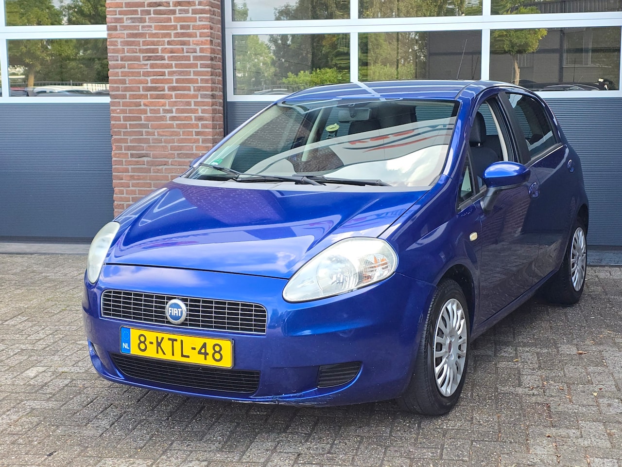 Fiat Grande Punto - 1.2 Active|Airco|Isofix|5drs|Apk| - AutoWereld.nl