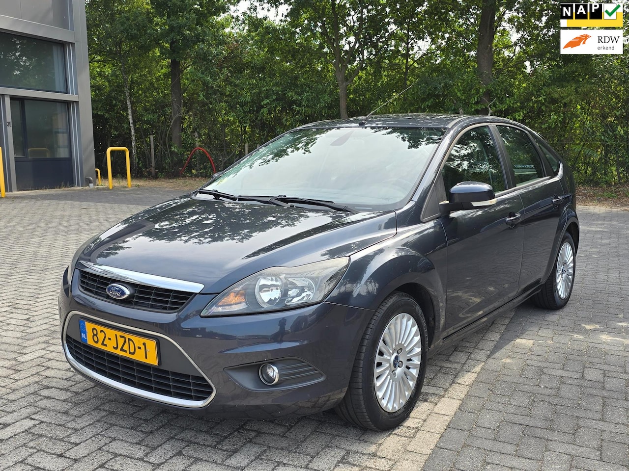 Ford Focus - 1.8 Limited/DEALER ONDERHOUDEN/AIRCO/CRUISE/ - AutoWereld.nl