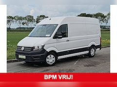 Volkswagen Crafter - 35 2.0 TDI L2H2 Automaat Navi Airco Trekhaak Apple Carplay PDC Camera Euro6 140 PK
