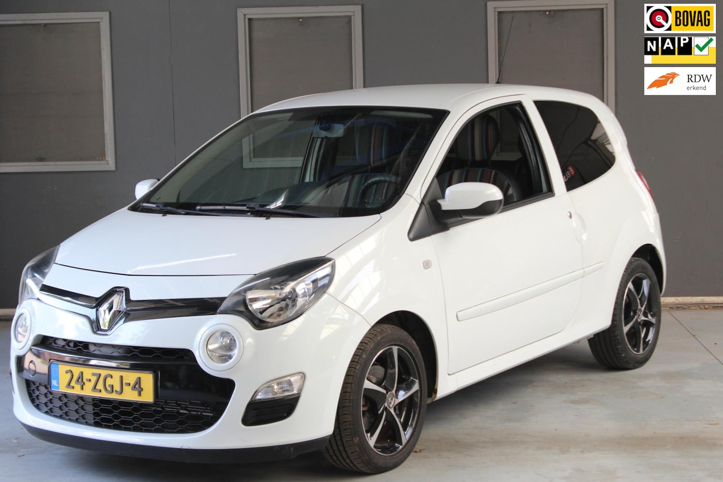 Renault Twingo - 1.2-16V Collection 1.2 16V Collection - AutoWereld.nl