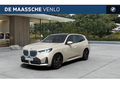 BMW X3 - 30e xDrive M Sport Automaat / Panoramadak / Trekhaak / Sportstoelen / Adaptieve LED / Park