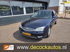 Ford Mondeo - 1.8-16V Platinum