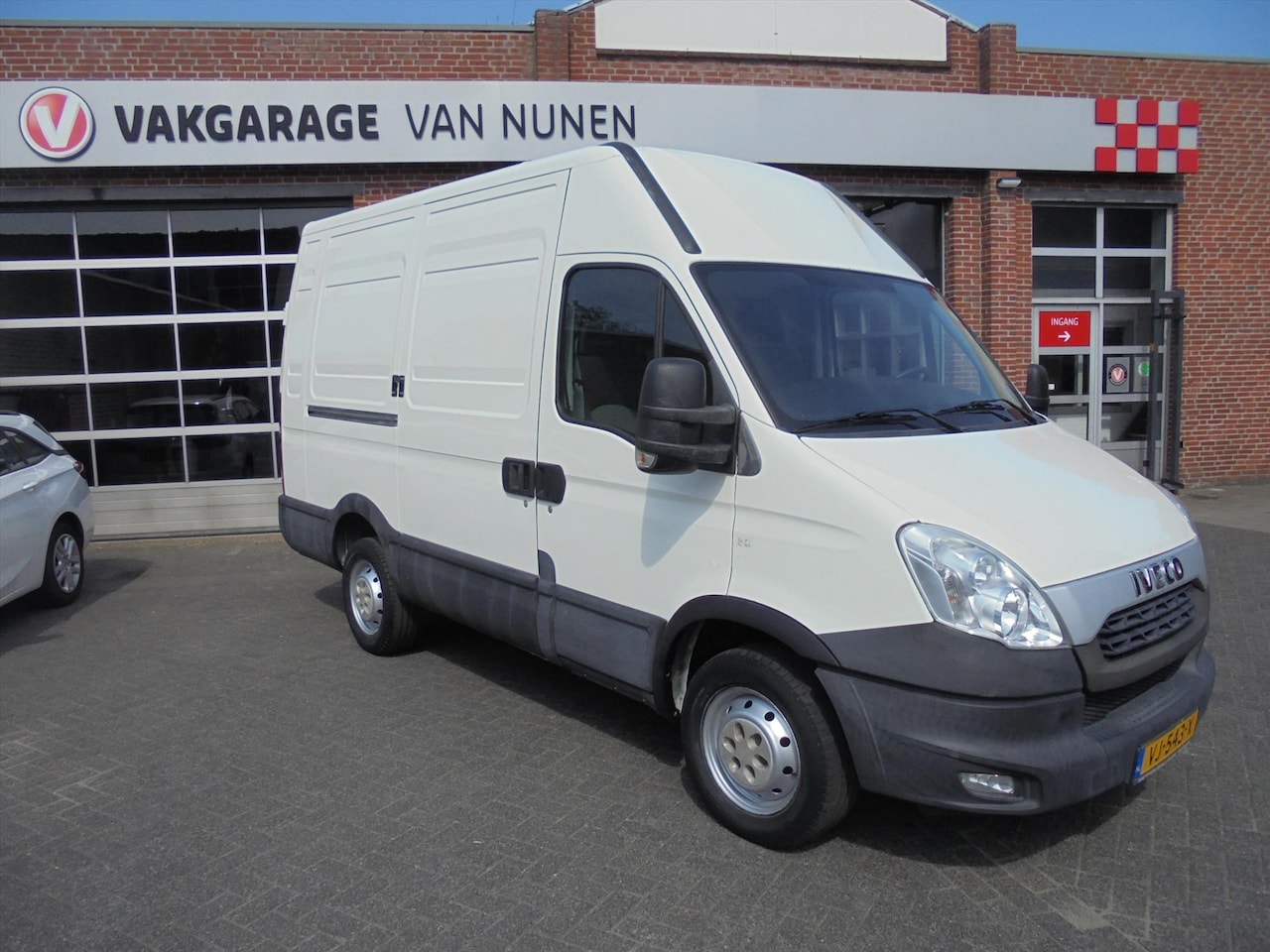 Iveco Daily - 40C35||130PK||Airco ECC||55000KM!!||Mooie Bus|| - AutoWereld.nl