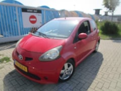 Toyota Aygo - 1.0-12V
