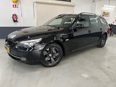BMW 5-serie - 523I Sport, Panorama dak, Carplay, Stoelverwarming, Xenon, PDC
