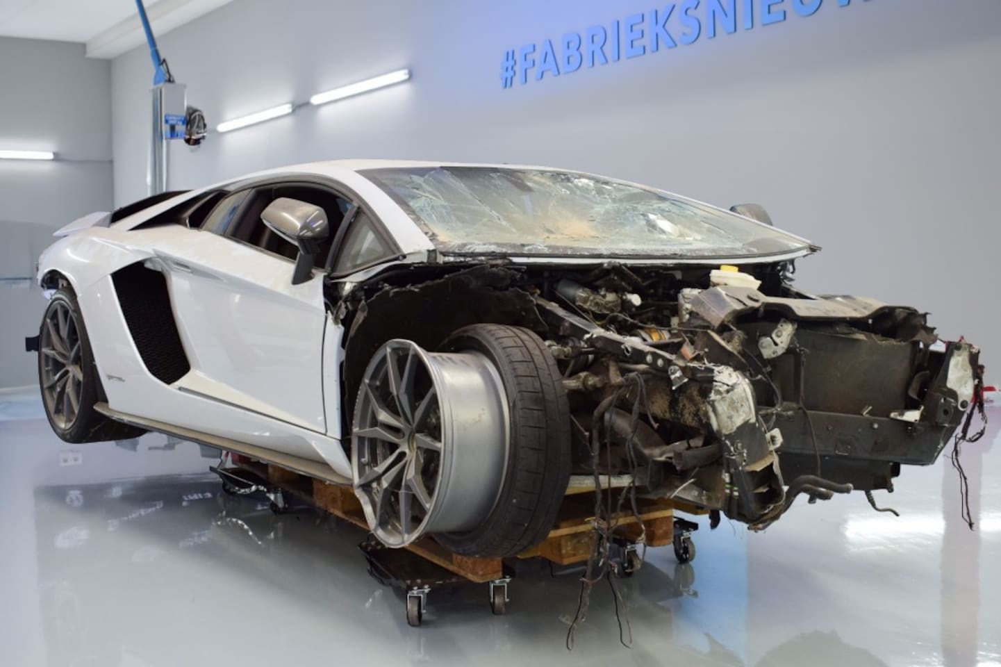 Lamborghini Aventador - 6.5 V12 S 6.5 V12 S - AutoWereld.nl