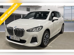 BMW 2-serie Active Tourer - 225e xDrive M Sport Alcanatra/Leder/Stoelverwarming/Camera