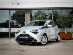 Toyota Aygo - 1.0 VVT-i x-play Automaat | Apple Carplay | camera (9804km)