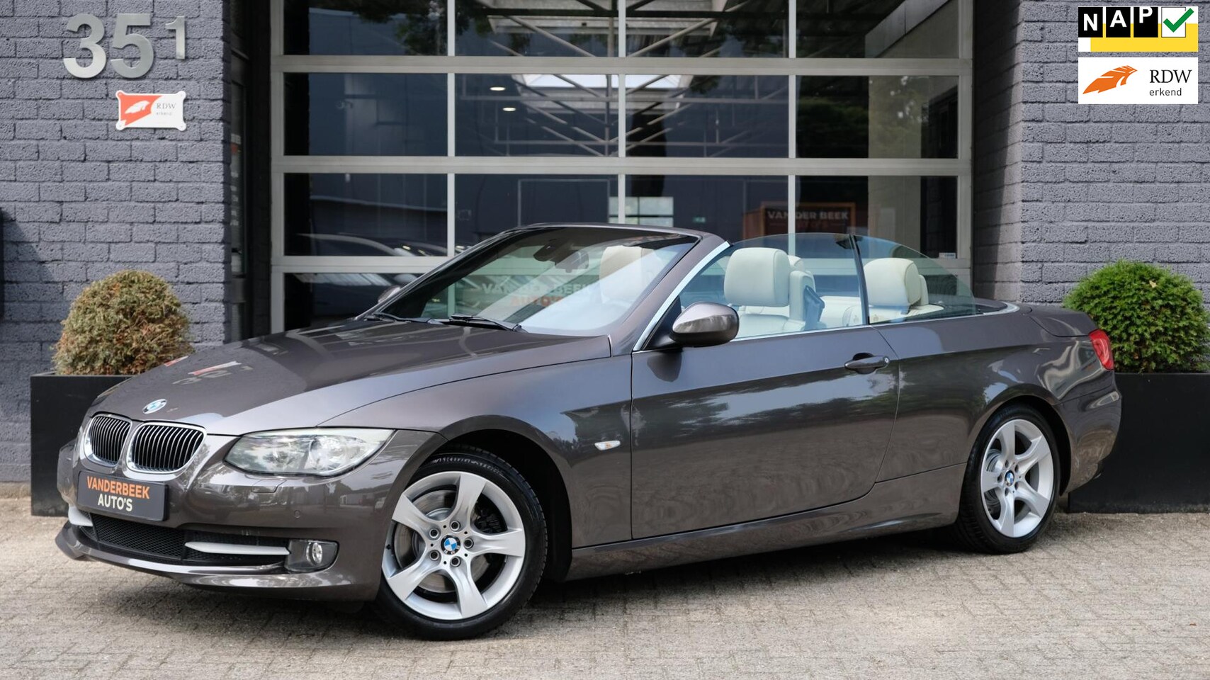 BMW 3-serie Cabrio 325i High Executive 218PK Facelift 2011 Benzine ...