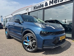 Lynk & Co 01 - 1.5 261pk PLUG IN HYBRID , Panodak , Carplay