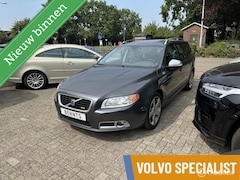 Volvo V70 - 2.0T R-Desgin|Automaat|Trekhaak|Leder|Stoelverwarming|Navigatie