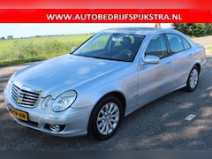Mercedes-Benz E-klasse - E280 // NAVIGATIE / LEER / DISTRONIC //